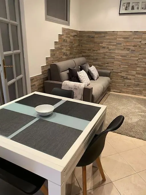 Appartement 2 Pieces Avec Terrasse Et Parking, Wifi, Climatisation Nice